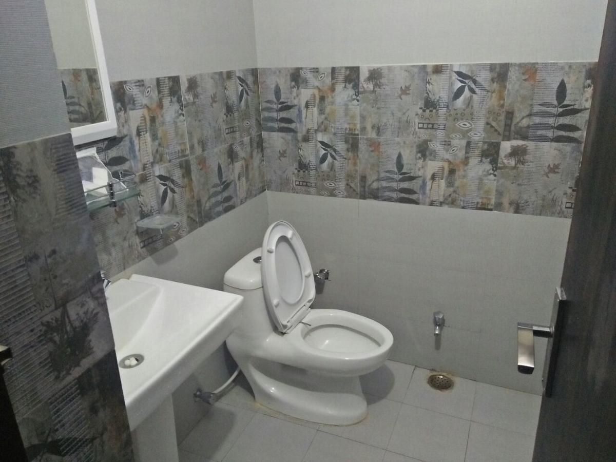 Oyo 11877 Royal Residency Hotel New Tehri Kültér fotó