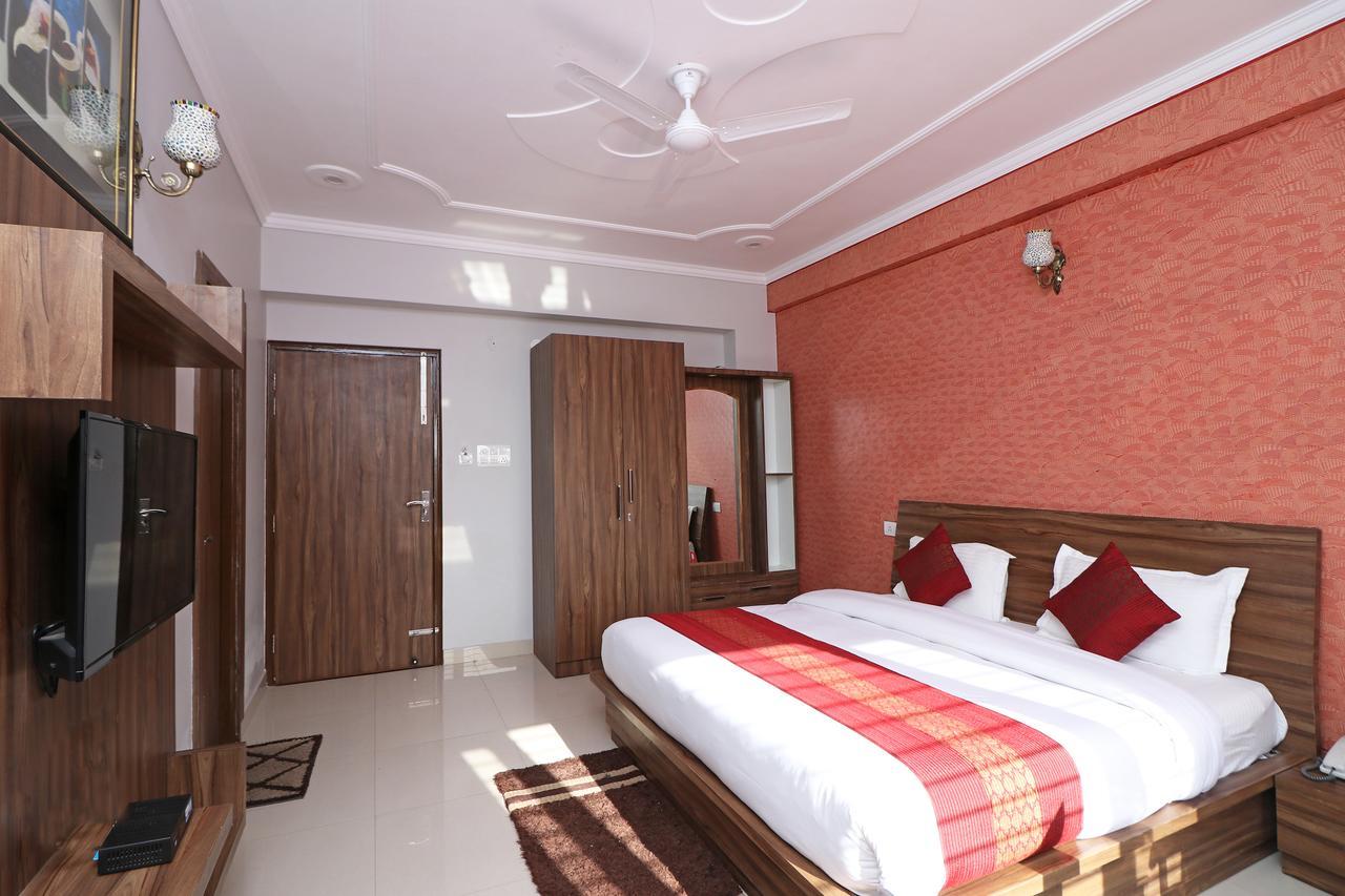 Oyo 11877 Royal Residency Hotel New Tehri Kültér fotó